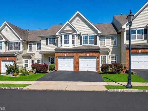 1503 Pisaniello Ct, South Plainfield, NJ 07080