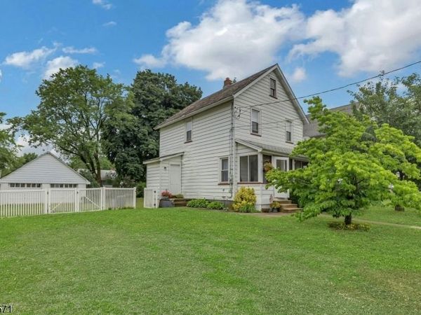 36 Furnace Ave, Wanaque, NJ 07465