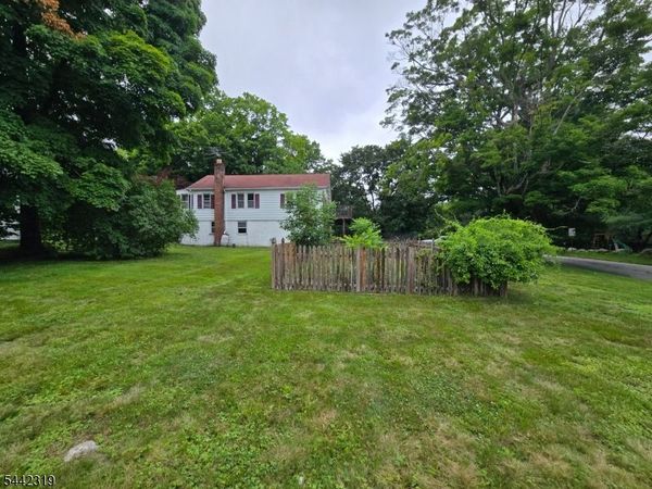 7 Cooper Rd, West Milford, NJ 07438