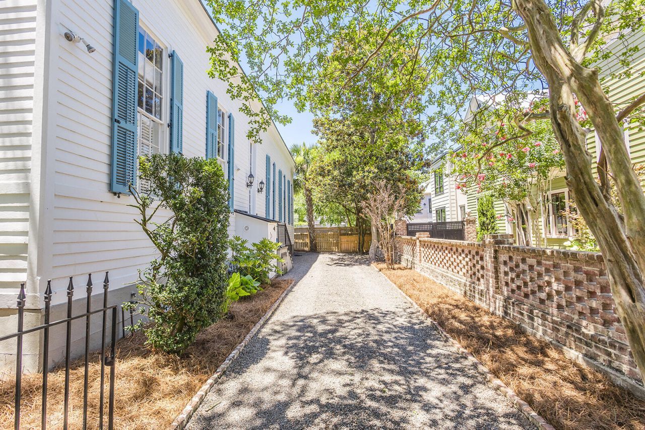 41 Pitt Street Photo 97