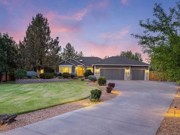 21186 Charity Lane, Bend, OR 97702