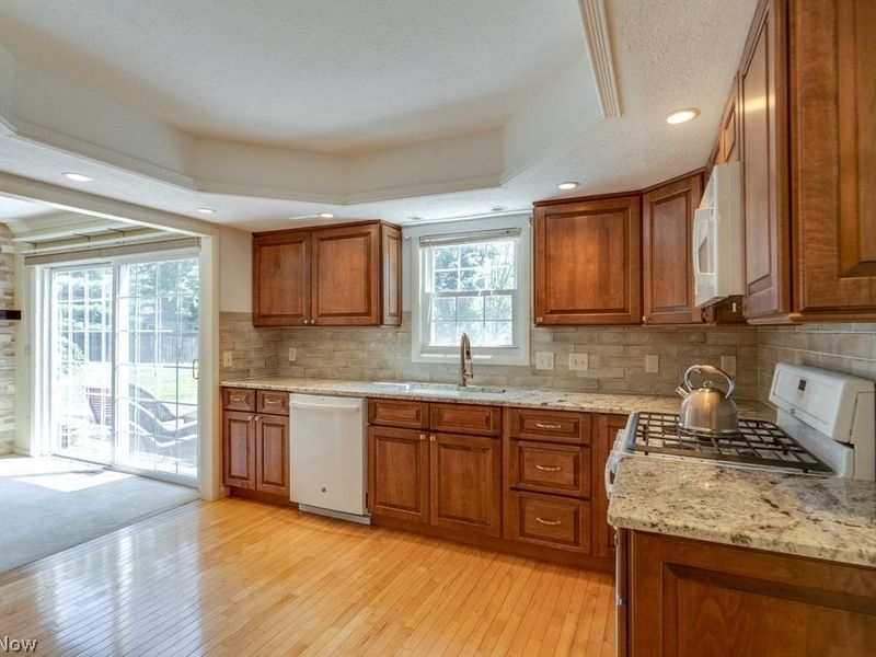 29 Chelmsford Drive, Aurora, OH 44202 Photo 7