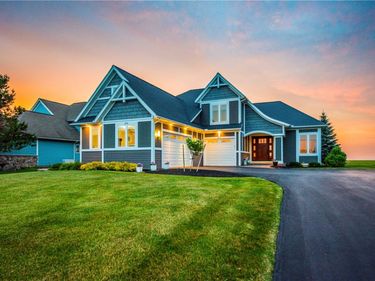 373 Coastal View Drive, Webster, NY 14580
