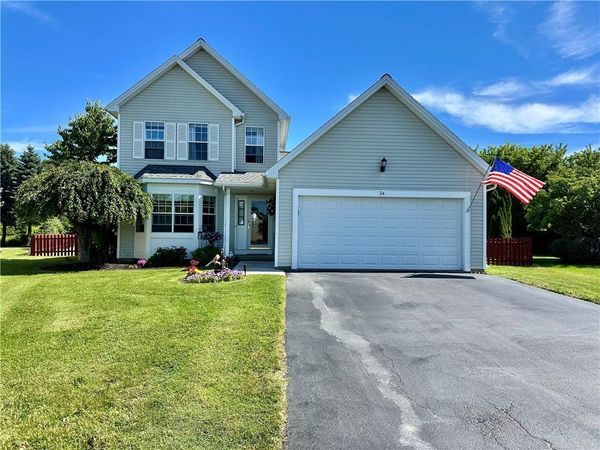 34 Hale Circle, Rochester, NY 14612
