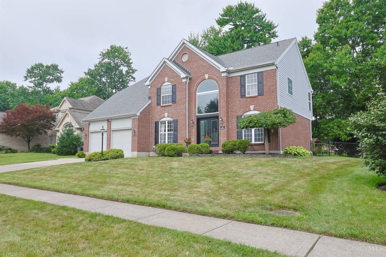 438 Birchwood Drive, Union Twp, OH 45255 Main Photo