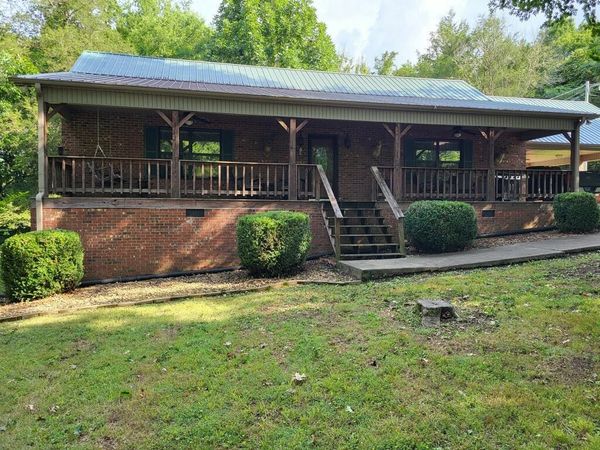 47 Holly Ln , Woodbury, TN 37190