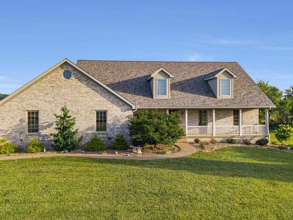 6651 Wade Park Drive, Wadesville, IN 47638