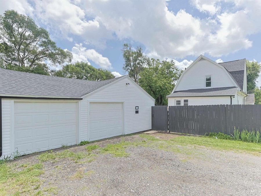 Property Image 43