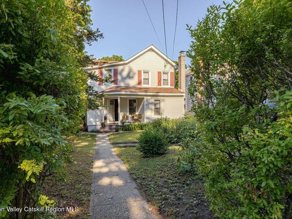 12 Eagle Street, Hudson, NY 12534