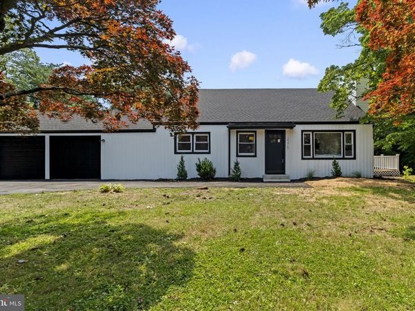2375 KINKORA ROAD, BORDENTOWN, NJ 08505