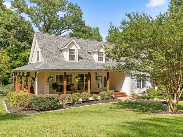 1011 Clift Cave Drive, Soddy Daisy, TN 37379
