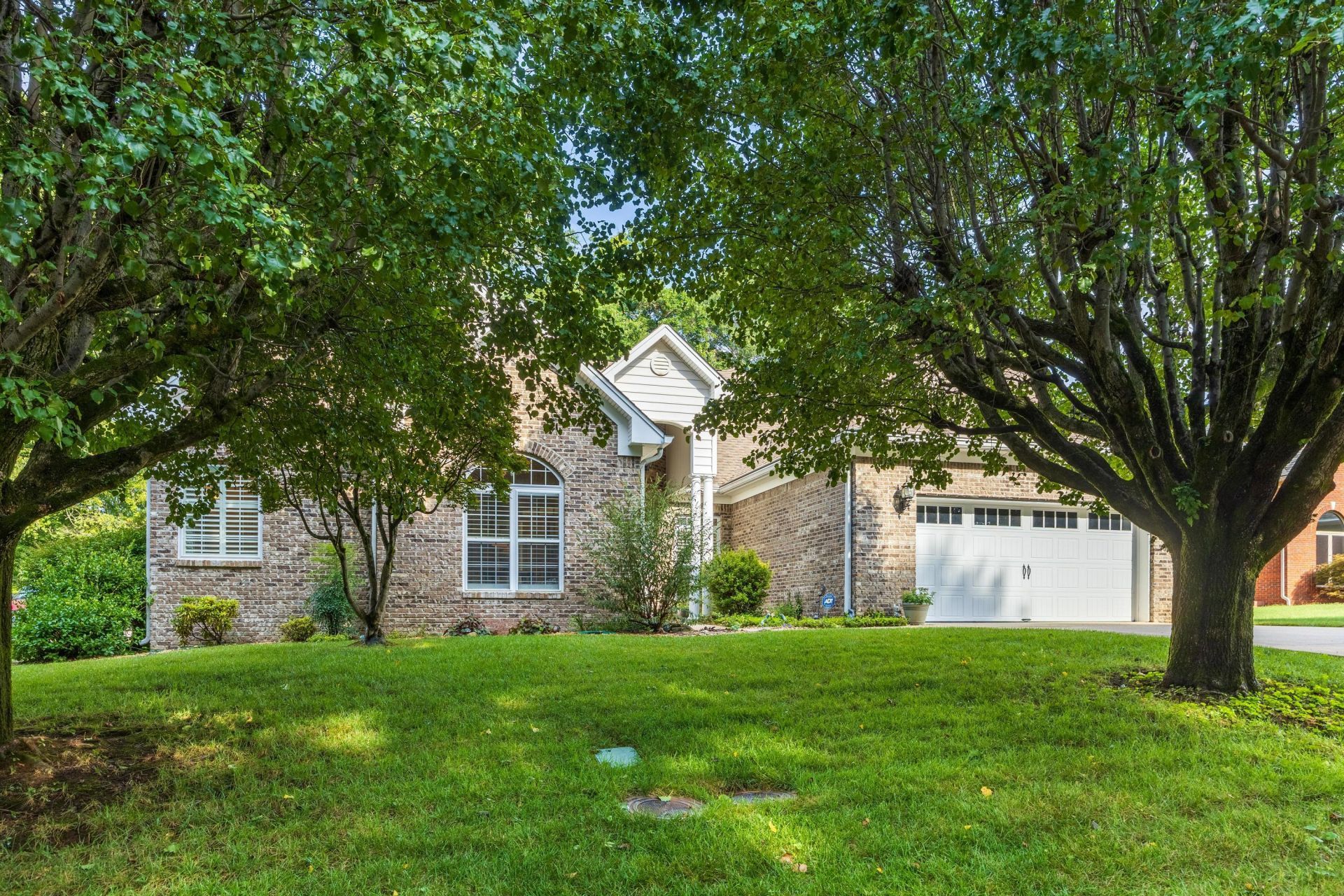 4961 Hampshire Place, Hixson, TN 37343 Main Photo