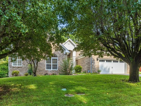 4961 Hampshire Place, Hixson, TN 37343