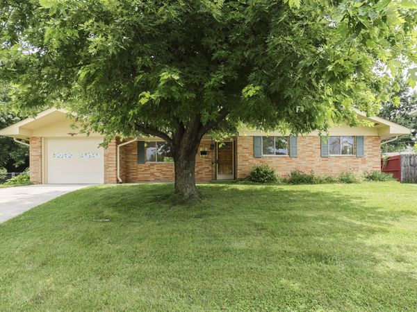 13 Edwards Court, Beech Grove, IN 46107