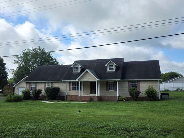 102 Cascade Ln , Bell Buckle, TN 37020