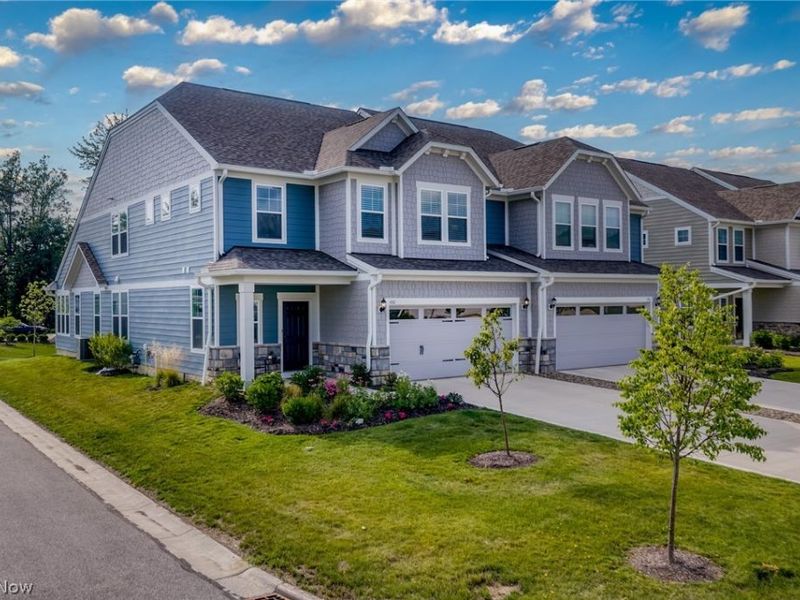160 Lake Balaton, Orange, OH 44128 Photo 1