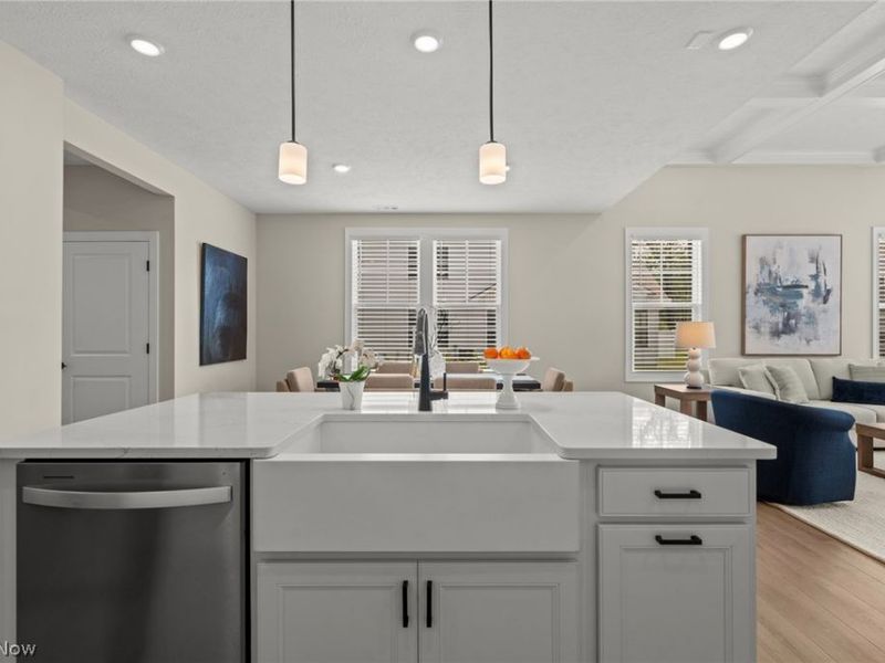 160 Lake Balaton, Orange, OH 44128 Photo 10