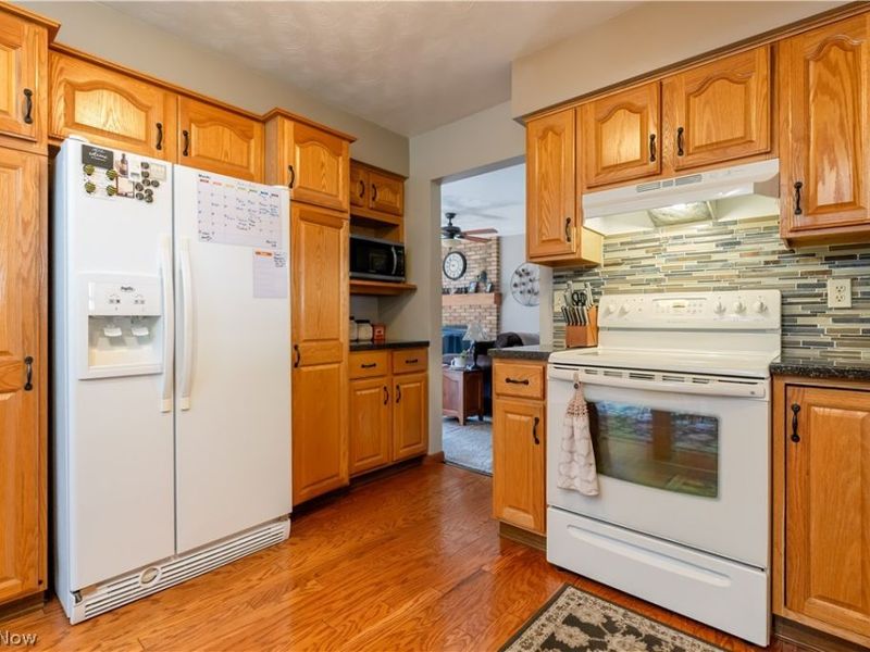 9412 Rohrland Street NW, Massillon, OH 44647 Photo 11