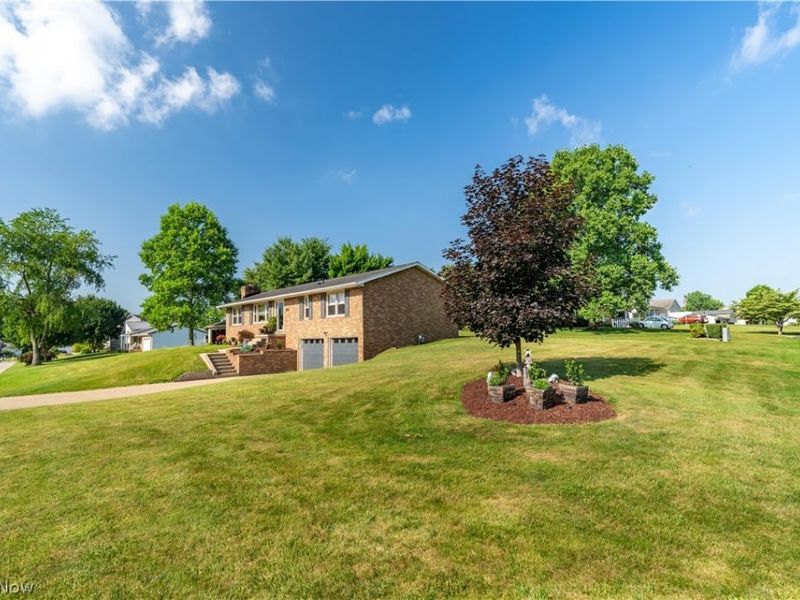 9412 Rohrland Street NW, Massillon, OH 44647 Photo 4
