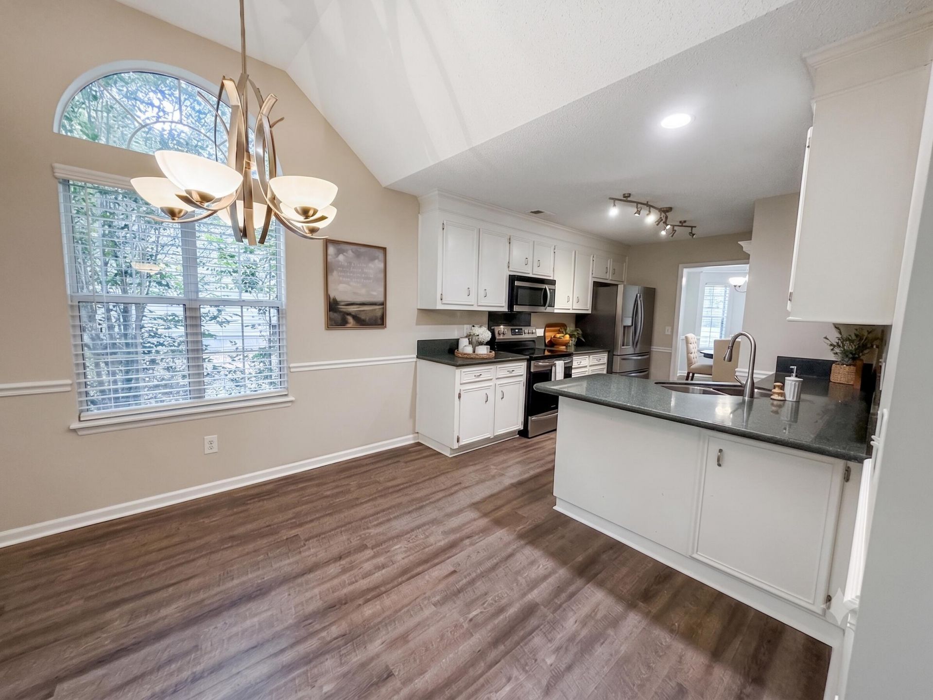 120 Tattingstone Way Photo 14