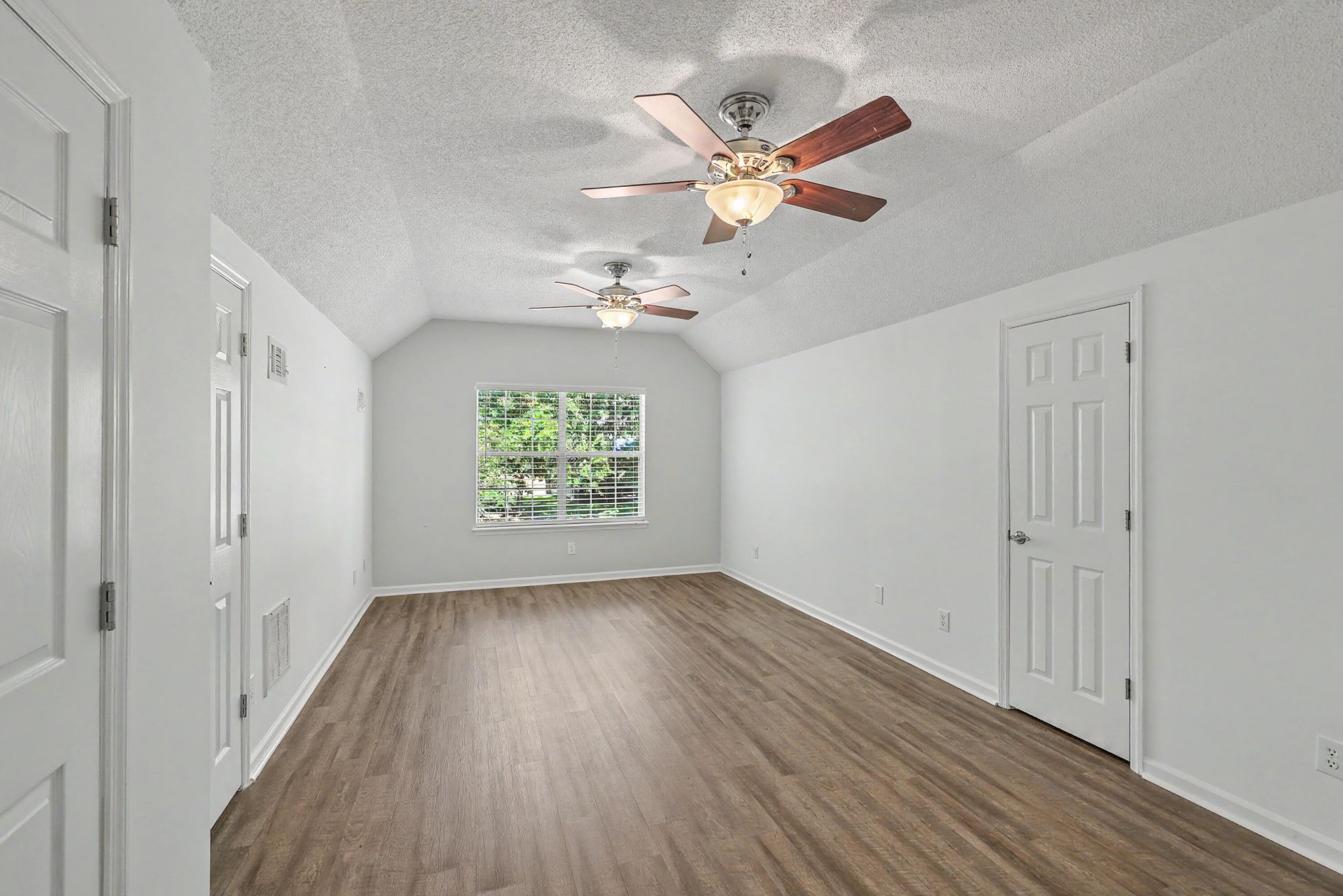 120 Tattingstone Way Photo 30