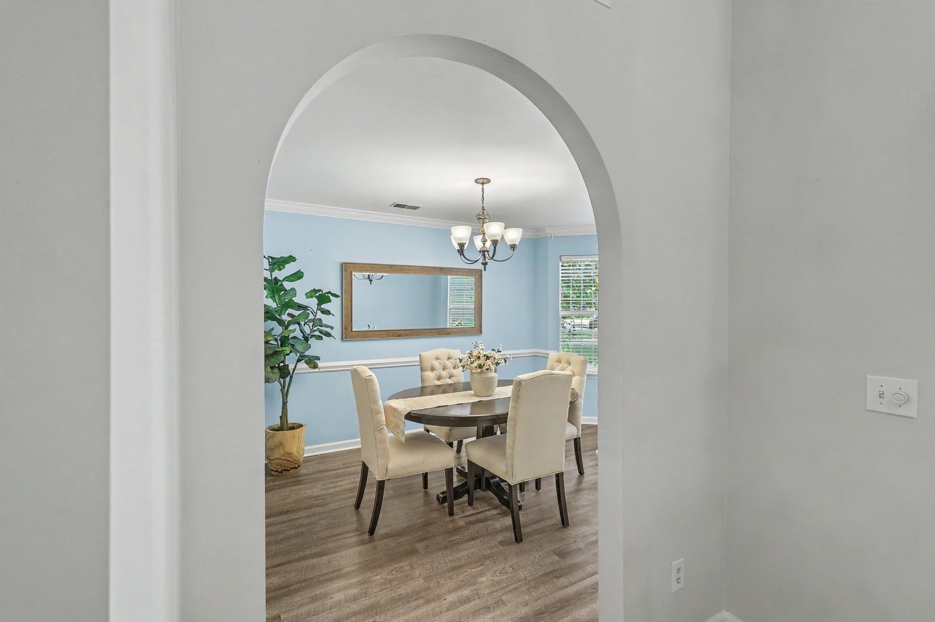 120 Tattingstone Way Photo 7