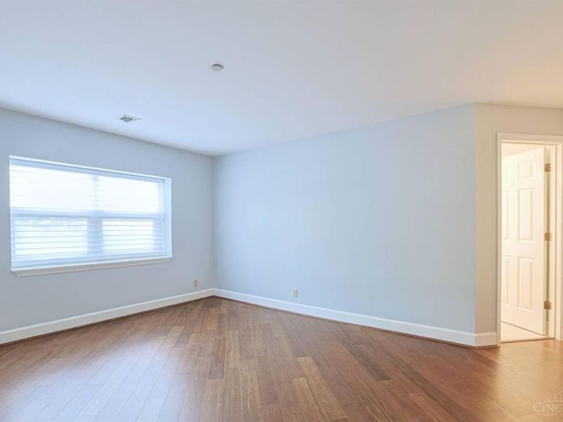 3435 Golden Avenue, Unit 103, Cincinnati, OH 45226 Photo 17