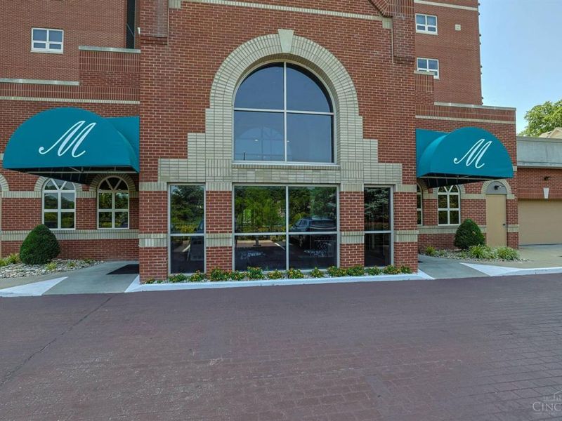 3435 Golden Avenue, Unit 103, Cincinnati, OH 45226 Photo 2
