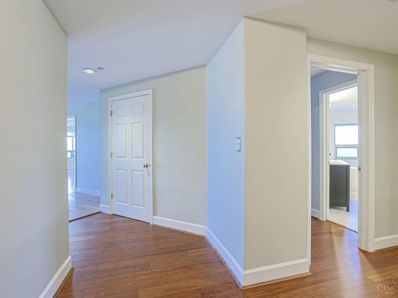 3435 Golden Avenue, Unit 103, Cincinnati, OH 45226 Photo 4