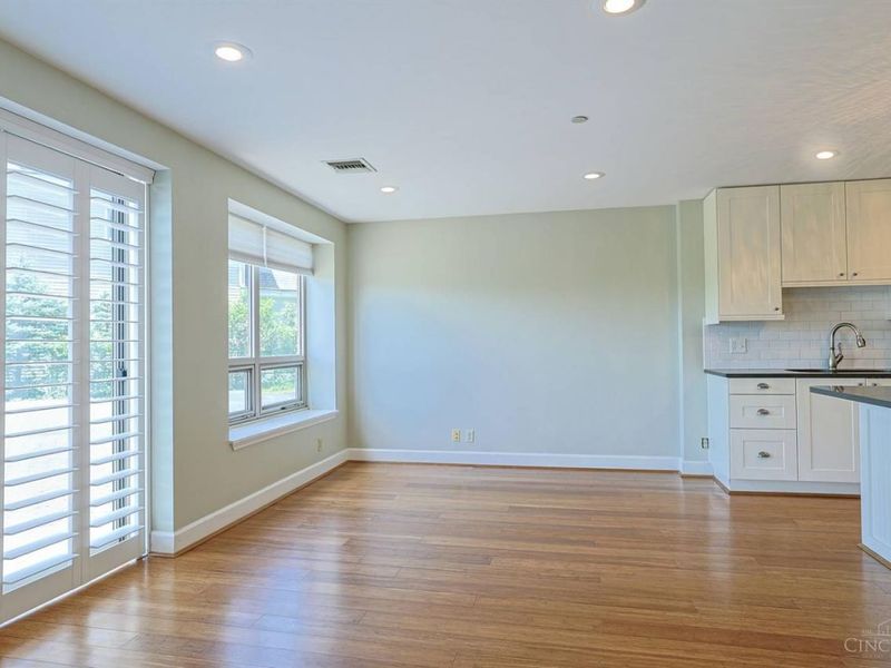 3435 Golden Avenue, Unit 103, Cincinnati, OH 45226 Photo 9