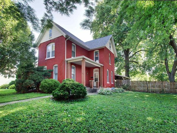 609 S 13TH Street, Quincy, IL 62301
