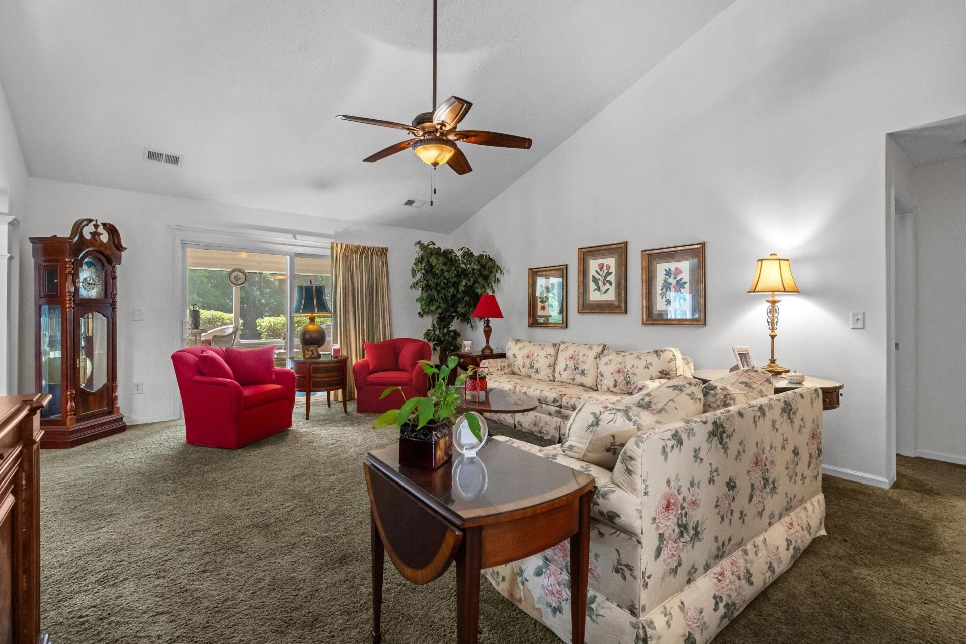 2818 Sanctuary Blvd. Photo 14