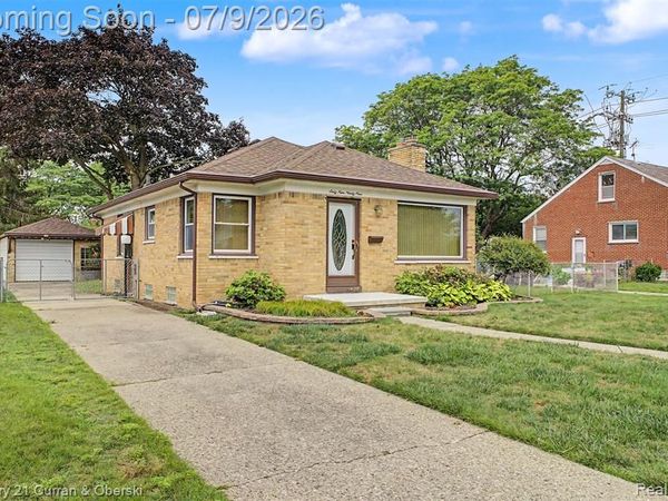 6999 Fenton Street, Dearborn Heights, MI 48127