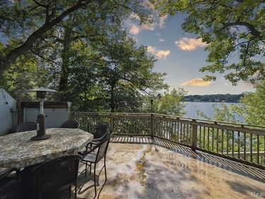 4475 Harp Drive, Fenton Twp, MI 48451