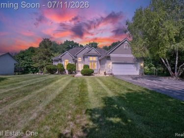 5128 Queensway, Marion Twp, MI 48843