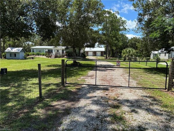 4213 Ft Keis AVE , FORT DENAUD, FL 33935