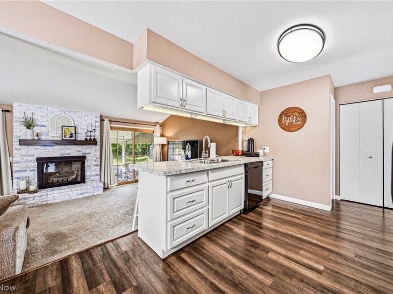 8354 Newcomb Drive , Parma, OH 44129 Photo 10