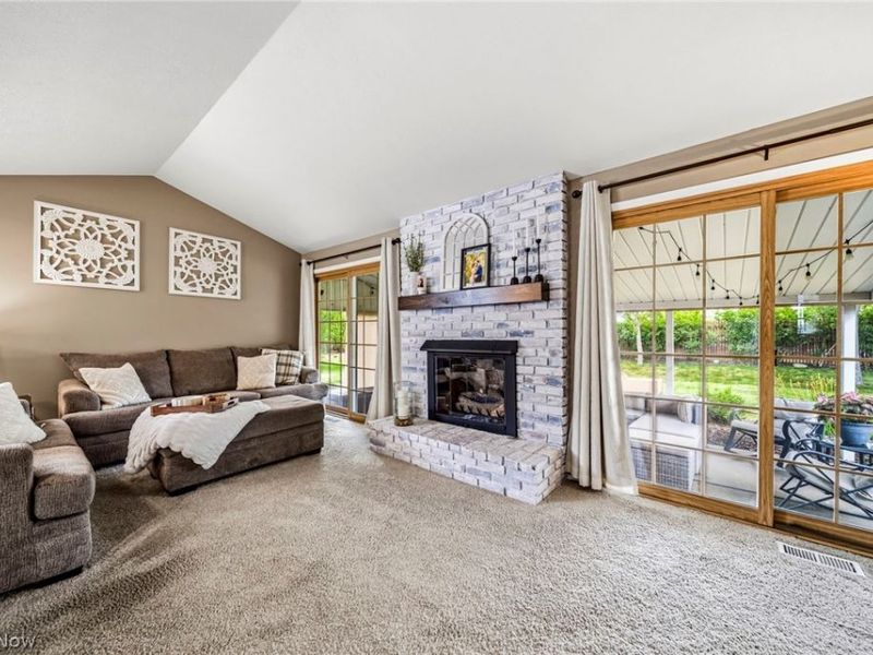 8354 Newcomb Drive , Parma, OH 44129 Photo 15