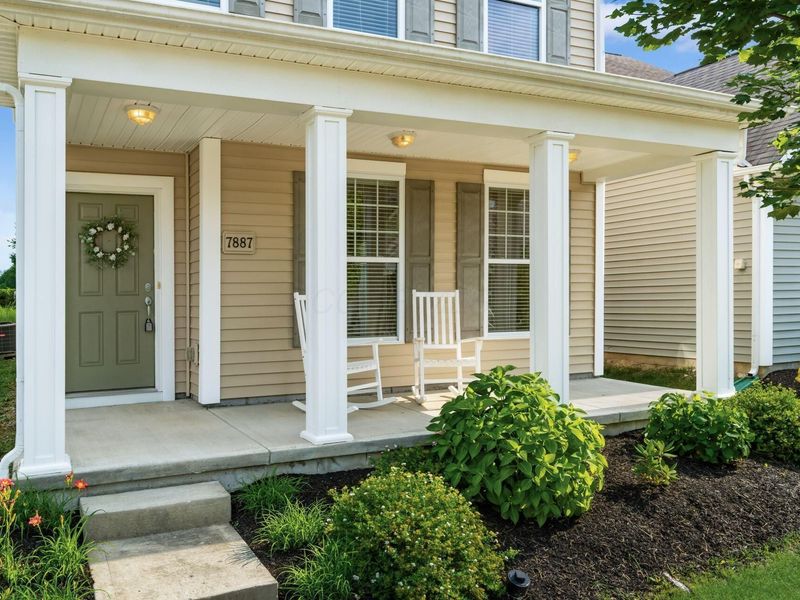 7887 Ashenden Drive, Blacklick, OH 43004 Photo 2