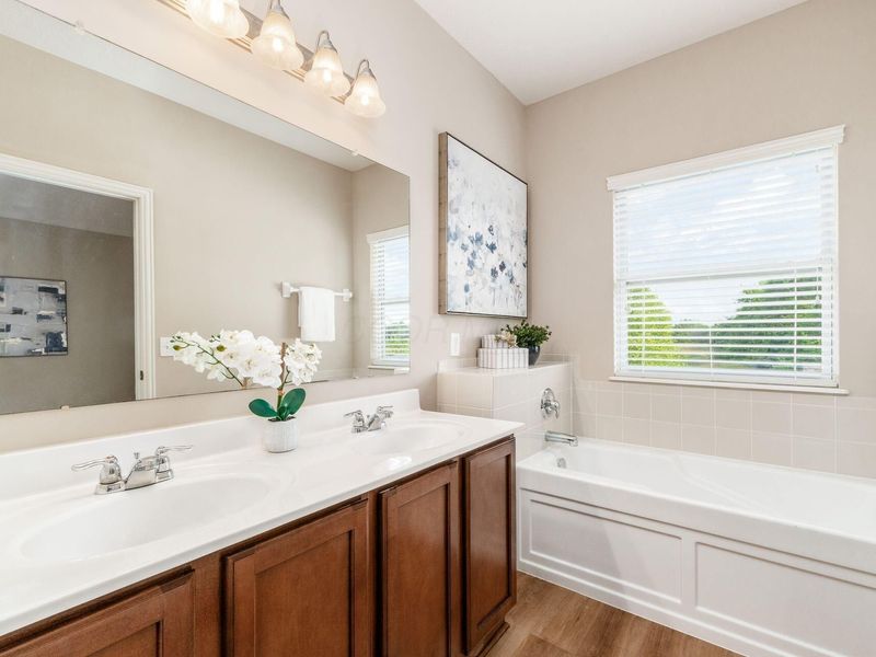 7887 Ashenden Drive, Blacklick, OH 43004 Photo 24