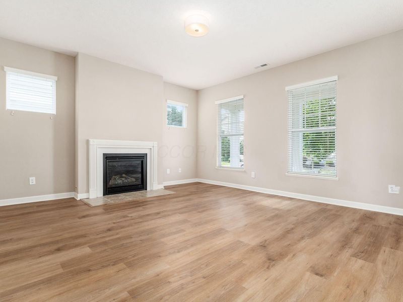 7887 Ashenden Drive, Blacklick, OH 43004 Photo 8