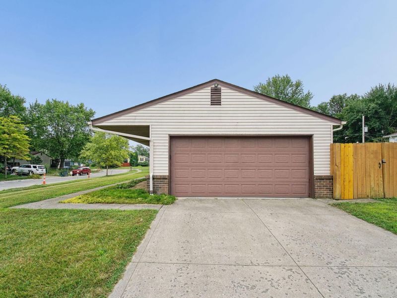 4909 Dunlap Road, Columbus, OH 43229 Photo 4