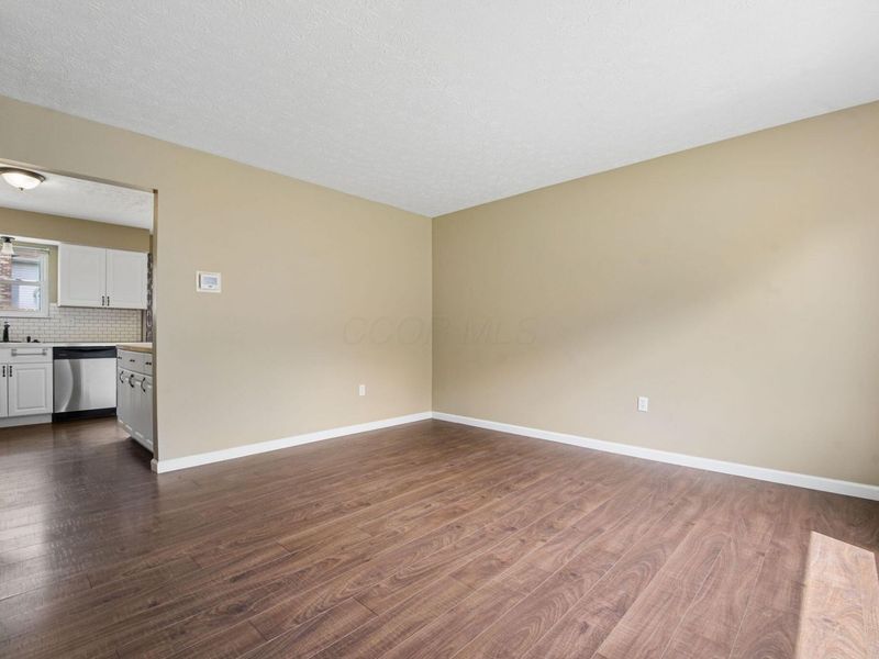 4909 Dunlap Road, Columbus, OH 43229 Photo 6