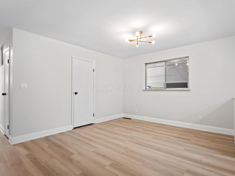 4174 Powell Avenue, Columbus, OH 43213 Photo 5