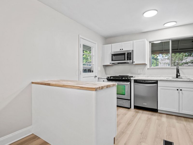 4174 Powell Avenue, Columbus, OH 43213 Photo 7