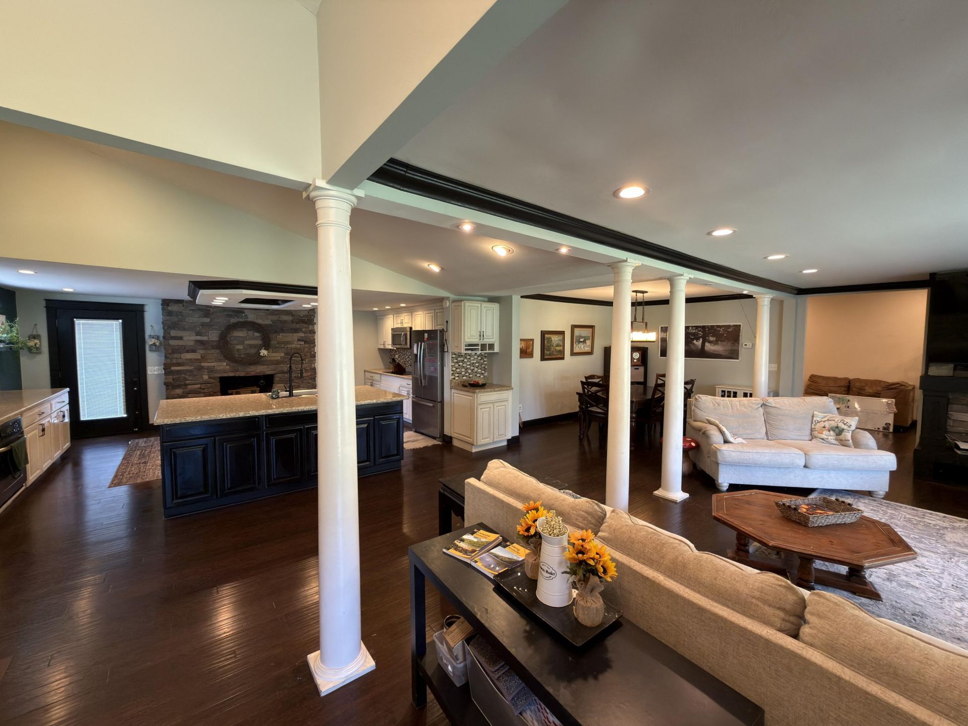 75 Hickory Hill Drive, Monticello, KY 42633