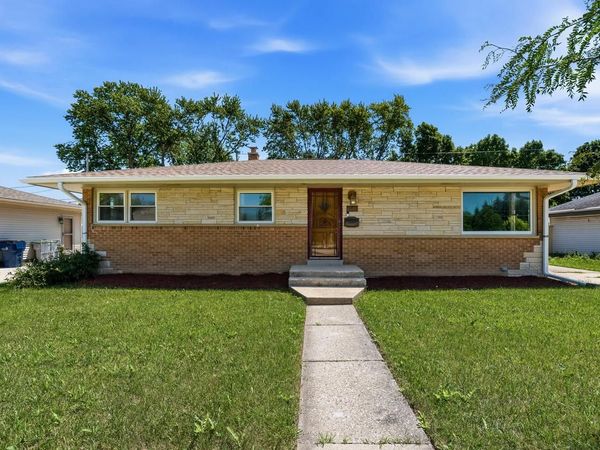 6540 N 91st STREET, Milwaukee, WI 53224