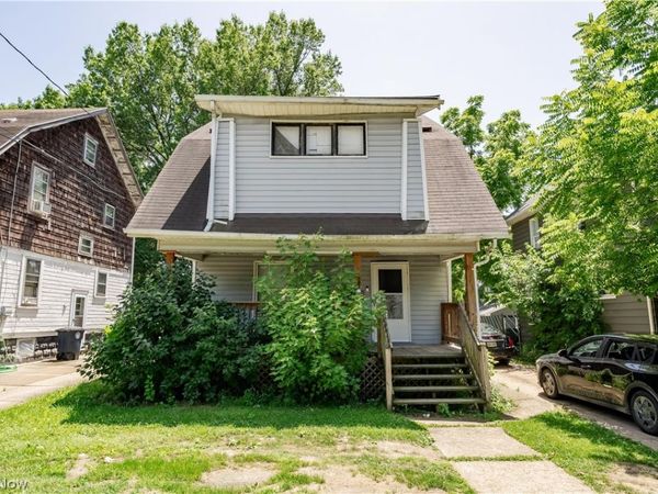 190 E Archwood Avenue , Akron, OH 44301