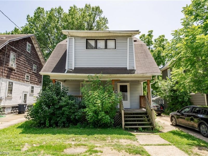 190 E Archwood Avenue , Akron, OH 44301 Photo 1