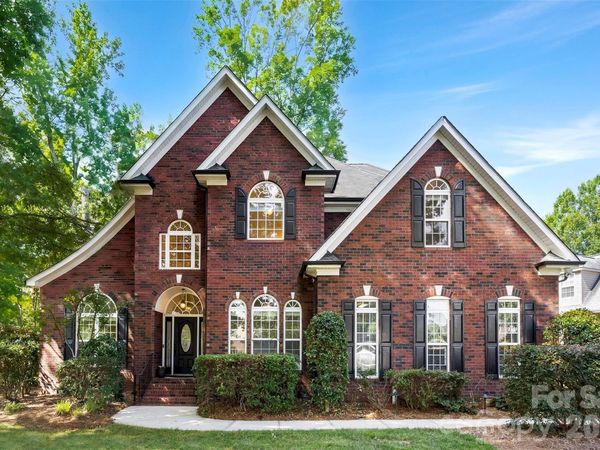 1703 Caddy Court, Matthews, NC 28104